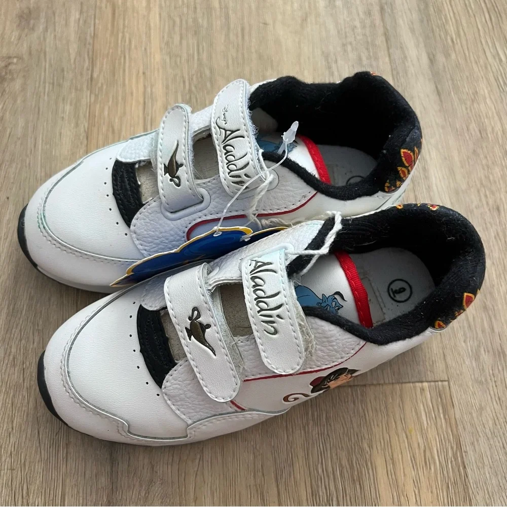 90s Vintage Aladdin  White Sneakers Toddler size 9 - Picture 2 of 6